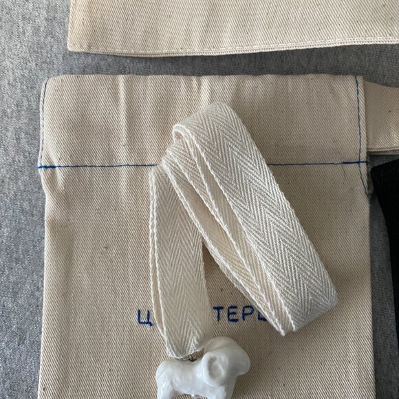 NWT Tsvite Teren [L Y U L I] Porcelain Sheep Pendant On A Cord - Picture 3 of 14